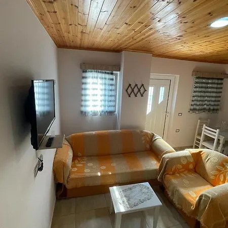 Casa de Férias Joni's Sarandë